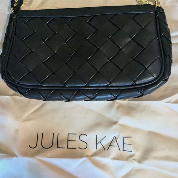 🖤✨ Jules Kae Faux Black Bag with Gold Chain – Brand New with Dust Bag 🖤✨ - Picture 4 of 8